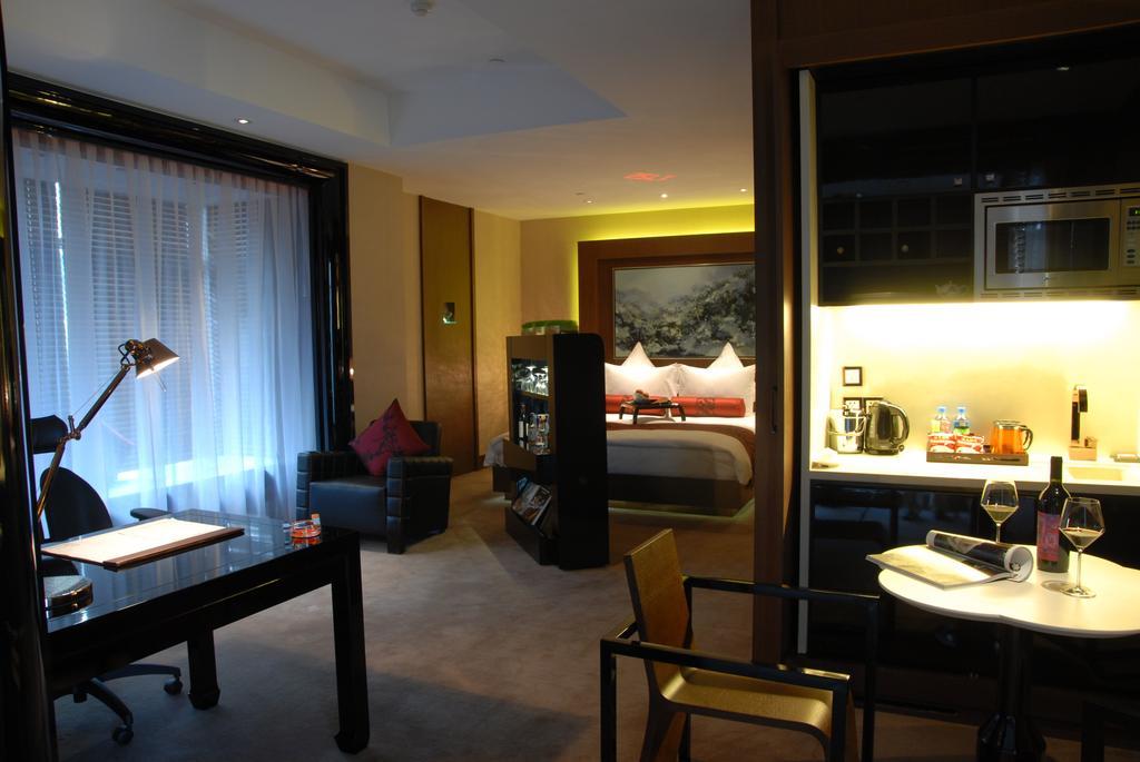 Pudi Boutique Hotel Fuxing Park Шанхай Екстериор снимка