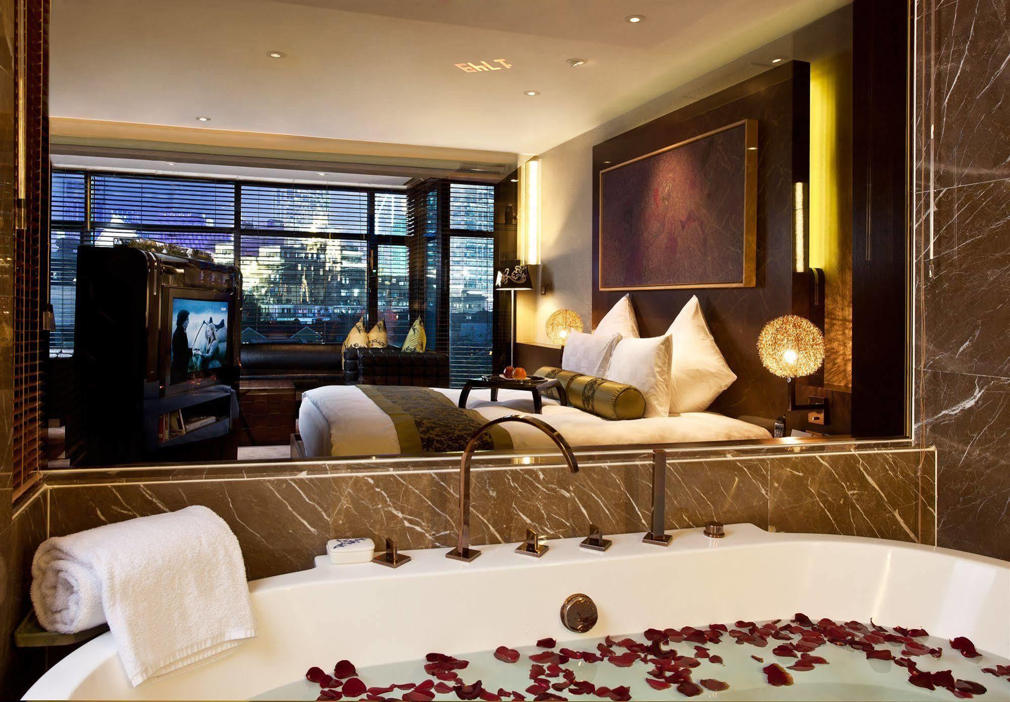 Pudi Boutique Hotel Fuxing Park Шанхай Екстериор снимка